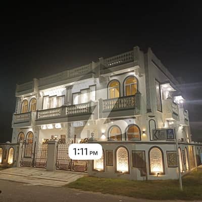 5 Marla Brand New Victorian Corner House with Rooftop Pool For Sale