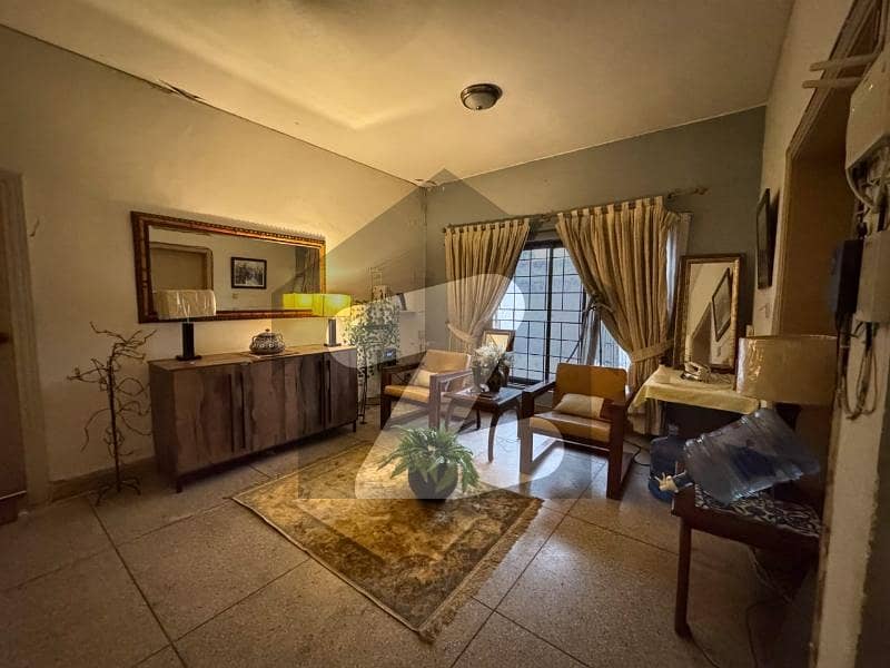 F 6 Top Location 666 Sy House For Sale .