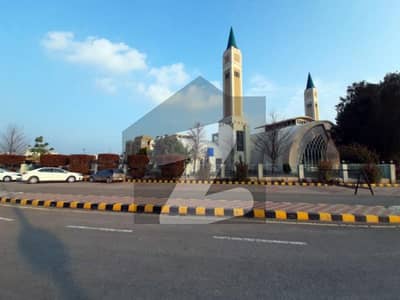 10MARAL First 300 NUMBERING CORNER PLOT FOR SALE ALL DUES CLEAR IDEAL LOCATION NEAR MOSQUE MARKET SCHOOL PARK ALL DUES CLEAR PLOT FOR SALE 10MARAL First 300 NUMBERING CORNER PLOT FOR SALE ALL DUES CLEAR IDEAL LOCATION NEAR MOSQUE MARKET SCHOOL PARK ALL DUES CLEAR PLOT FOR SALE