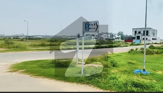 ڈی ایچ اے فیز9 پریزم - بلاک آر ڈی ایچ اے فیز9 پریزم,ڈی ایچ اے ڈیفینس,لاہور میں 5 مرلہ رہائشی پلاٹ 70.0 لاکھ میں برائے فروخت۔