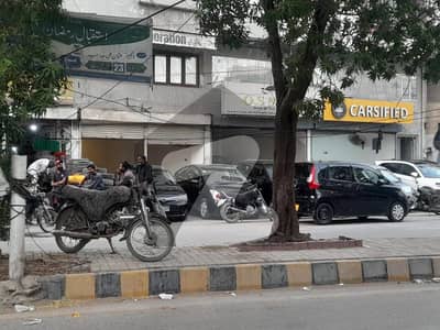 Main Khalid Bin Waleed Road Showroom On Rent