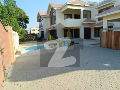 1000 Square Yards Bungalow In Zone B Of Phase 8 1000 Square Yards Bungalow In Zone B Of Phase 8