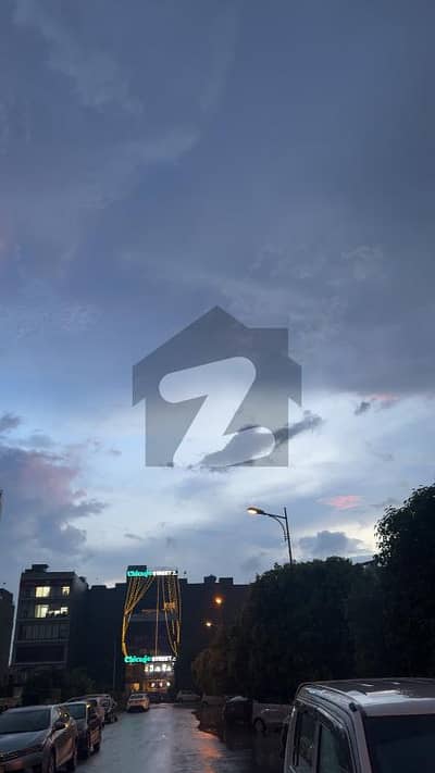 ڈی ایچ اے 9 ٹاؤن - سی سی اے ڈی ایچ اے 9 ٹاؤن,ڈی ایچ اے ڈیفینس,لاہور میں 4 مرلہ کمرشل پلاٹ 5.0 کروڑ میں برائے فروخت۔