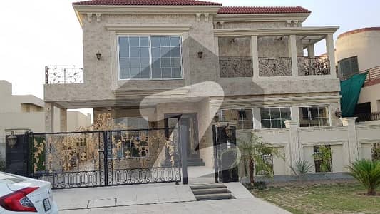 ڈی ایچ اے فیز 4 - بلاک ڈیڈی فیز 4,ڈیفنس (ڈی ایچ اے),لاہور میں 5 کمروں کا 1 کنال مکان 6.7 کروڑ میں برائے فروخت۔ ڈی ایچ اے فیز 4 - بلاک ڈیڈی فیز 4,ڈیفنس (ڈی ایچ اے),لاہور میں 5 کمروں کا 1 کنال مکان 6.7 کروڑ میں برائے فروخت۔