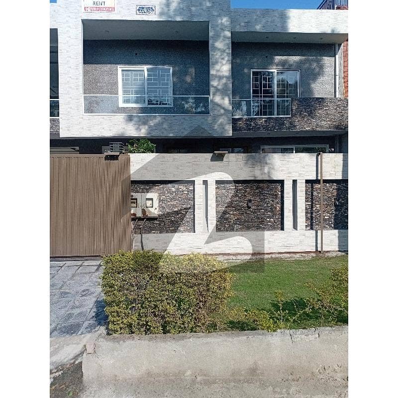 ایف ۔ 11/2 ایف ۔ 11,اسلام آباد میں 3 کمروں کا 1 کنال زیریں پورشن 1.2 لاکھ میں کرایہ پر دستیاب ہے۔