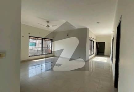 Spacious 1 Kanal House Available For Rent In Askari 10