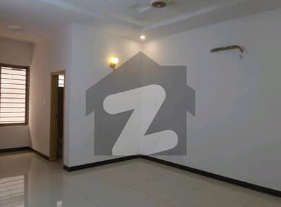 آئی ۔ 8/4 آئی ۔ 8,اسلام آباد میں 3 کمروں کا 12 مرلہ زیریں پورشن 1.3 لاکھ میں کرایہ پر دستیاب ہے۔