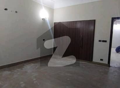 جوہر ٹاؤن لاہور میں 5 کمروں کا 14 مرلہ مکان 2.2 لاکھ میں کرایہ پر دستیاب ہے۔ جوہر ٹاؤن لاہور میں 5 کمروں کا 14 مرلہ مکان 2.2 لاکھ میں کرایہ پر دستیاب ہے۔