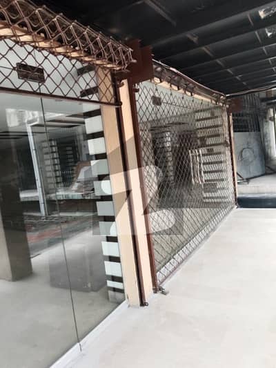 بلیو ایریا اسلام آباد میں 5 مرلہ Studio دفتر 4.5 لاکھ میں کرایہ پر دستیاب ہے۔