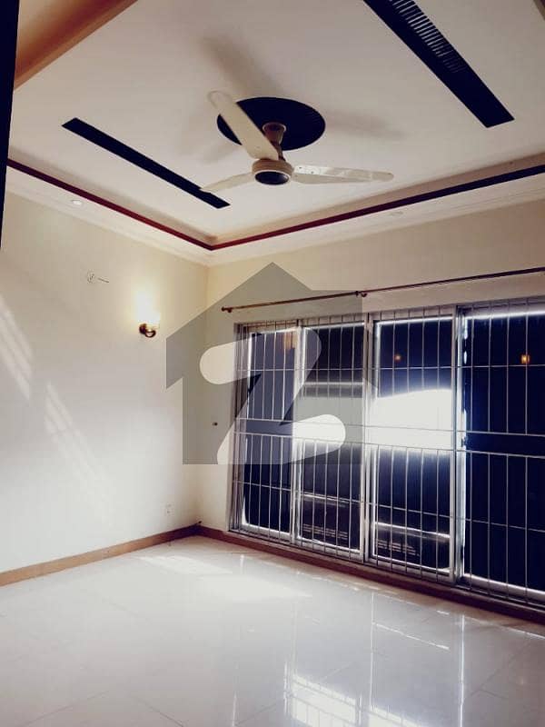 ORIGNAL PICTURE With Basement Double Unit ORIGNAL PICTURE With Basement Double Unit