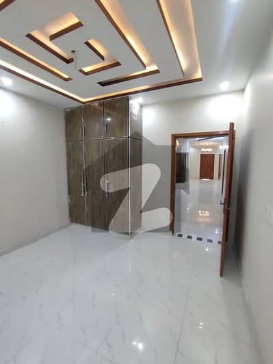 آرکیٹیکٹس انجنیئرز ہاؤسنگ سوسائٹی لاہور میں 3 کمروں کا 10 مرلہ بالائی پورشن 80.0 ہزار میں کرایہ پر دستیاب ہے۔