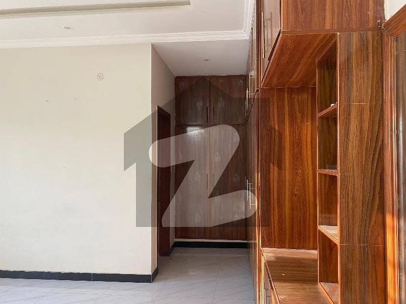 جی ۔ 15 اسلام آباد میں 3 کمروں کا 12 مرلہ بالائی پورشن 80.0 ہزار میں کرایہ پر دستیاب ہے۔