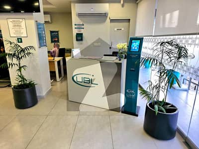 بحریہ ٹاؤن فیز 8 بحریہ ٹاؤن راولپنڈی,راولپنڈی میں 2 مرلہ دکان 1.25 کروڑ میں برائے فروخت۔