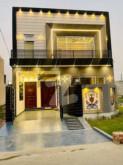 سینٹرل پارک ہاؤسنگ سکیم لاہور میں 4 کمروں کا 5 مرلہ مکان 2.15 کروڑ میں برائے فروخت۔ سینٹرل پارک ہاؤسنگ سکیم لاہور میں 4 کمروں کا 5 مرلہ مکان 2.15 کروڑ میں برائے فروخت۔