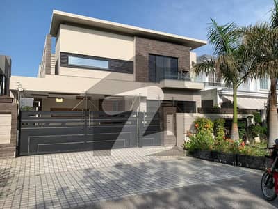 Slightly Used 1 Kanal Modern House For Rent In DHA Phase 1 Lahore | Ideal Location | 2.1 Lac Only Slightly Used 1 Kanal Modern House For Rent In DHA Phase 1 Lahore | Ideal Location | 2.1 Lac Only