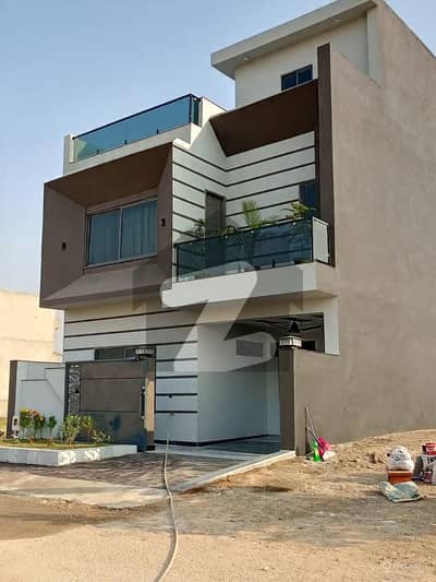 فیصل ہلز - بلاک اے فیصل ہلز,اسلام آباد میں 3 کمروں کا 5 مرلہ مکان 2.05 کروڑ میں برائے فروخت۔ فیصل ہلز - بلاک اے فیصل ہلز,اسلام آباد میں 3 کمروں کا 5 مرلہ مکان 2.05 کروڑ میں برائے فروخت۔