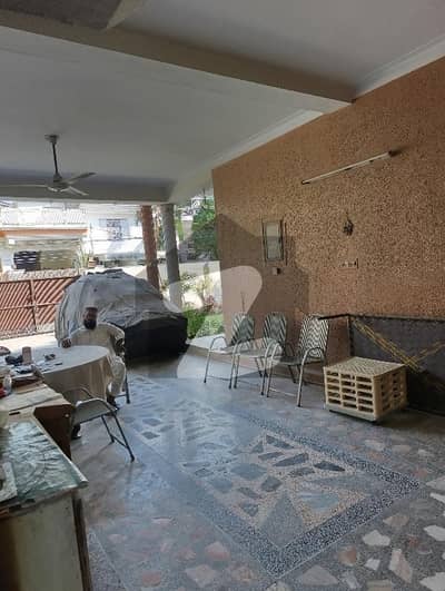 پشاور روڈ راولپنڈی میں 5 کمروں کا 14 مرلہ مکان 4.5 کروڑ میں برائے فروخت۔