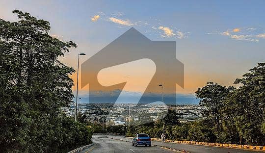 30x60 E Block Plot For Sale