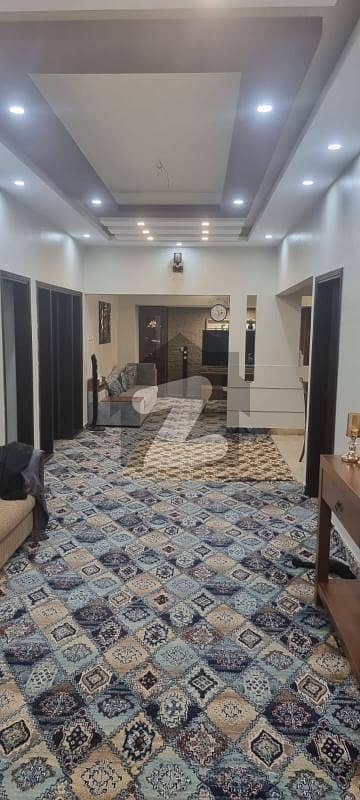 400 Square Yards One Unit Well Maintained Bungalow Available For Sale In Gulshan E Iqbal Block 13 D, Also Available Good Bungalows In Gulshan E Iqbal Block 5, Block 6 And Block 7
