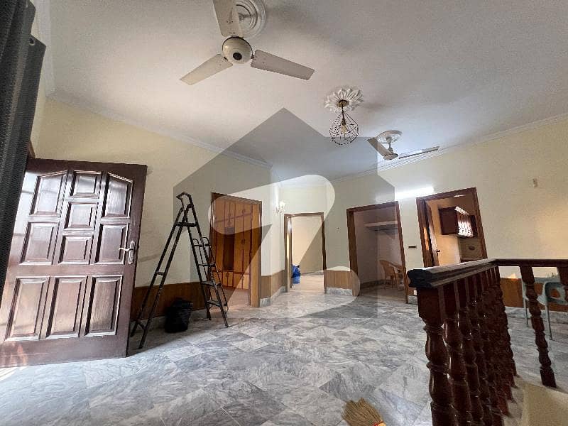 10MARLA UPPER PORTION IN DHA PHASE 4 10MARLA UPPER PORTION IN DHA PHASE 4