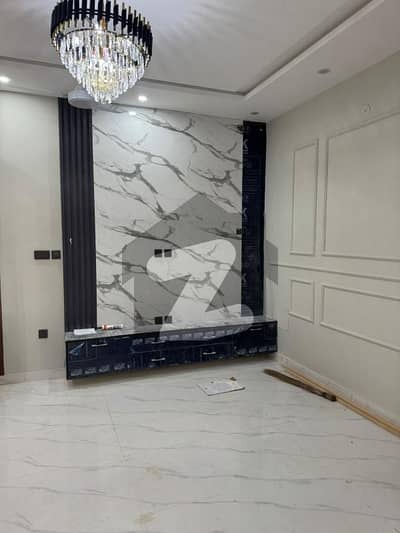 Bahria Enclave Islamabad Sector N 8 Marla Brand New House Available For Sale