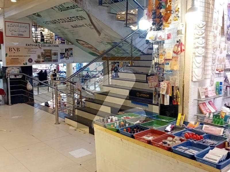 ڈی ایچ اے فیز 1 ڈی ایچ اے ڈیفینس,کراچی میں 12 مرلہ دکان 2.15 کروڑ میں برائے فروخت۔