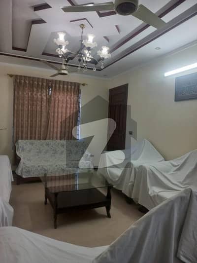 سی بی آر ٹاؤن فیز 1 - بلاک سی سی بی آر ٹاؤن فیز 1,سی بی آر ٹاؤن,اسلام آباد میں 5 کمروں کا 7 مرلہ مکان 3.5 کروڑ میں برائے فروخت۔