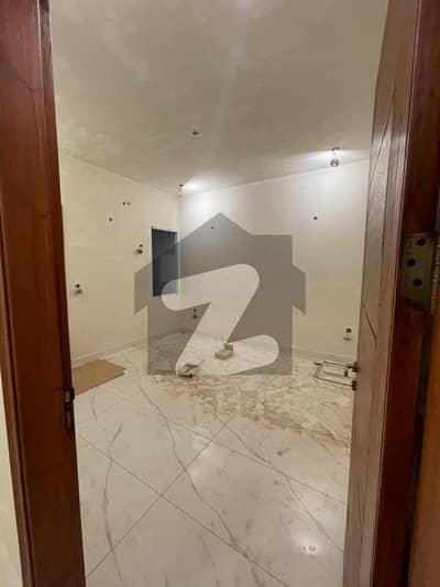 پی ای سی ایچ ایس جمشید ٹاؤن,کراچی میں 5 کمروں کا 8 مرلہ مکان 10.5 کروڑ میں برائے فروخت۔