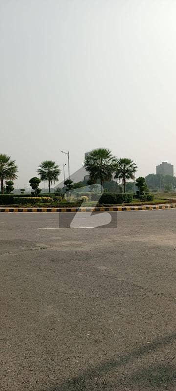 ڈی ایچ اے فیز9 پریزم - اوول کمپلیکس ڈی ایچ اے فیز9 پریزم,ڈی ایچ اے ڈیفینس,لاہور میں 4 مرلہ کمرشل پلاٹ 5.3 کروڑ میں برائے فروخت۔ ڈی ایچ اے فیز9 پریزم - اوول کمپلیکس ڈی ایچ اے فیز9 پریزم,ڈی ایچ اے ڈیفینس,لاہور میں 4 مرلہ کمرشل پلاٹ 5.3 کروڑ میں برائے فروخت۔