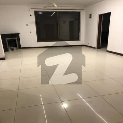 In 2 Kanal House, Basement Portion Area 4,000 Square Feet Available