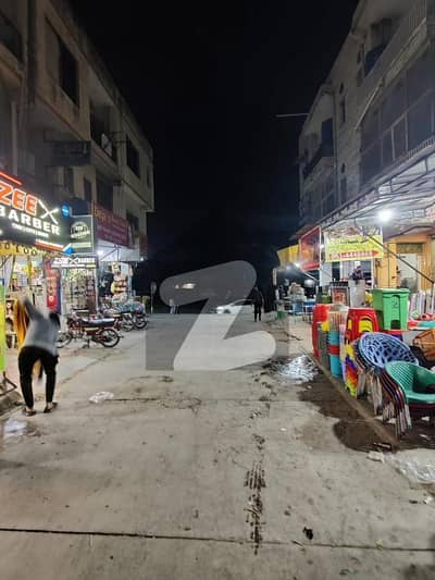 Shop for Rent - Ideal for Tandoor - Fast Food - Pizza - Restaurant - Bakery