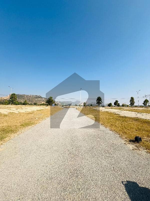 G Block Plot For Sale