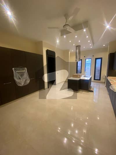 ڈی ایچ اے فیز 5 ڈی ایچ اے ڈیفینس,کراچی میں 6 کمروں کا 2 کنال مکان 18.0 لاکھ میں کرایہ پر دستیاب ہے۔ ڈی ایچ اے فیز 5 ڈی ایچ اے ڈیفینس,کراچی میں 6 کمروں کا 2 کنال مکان 18.0 لاکھ میں کرایہ پر دستیاب ہے۔