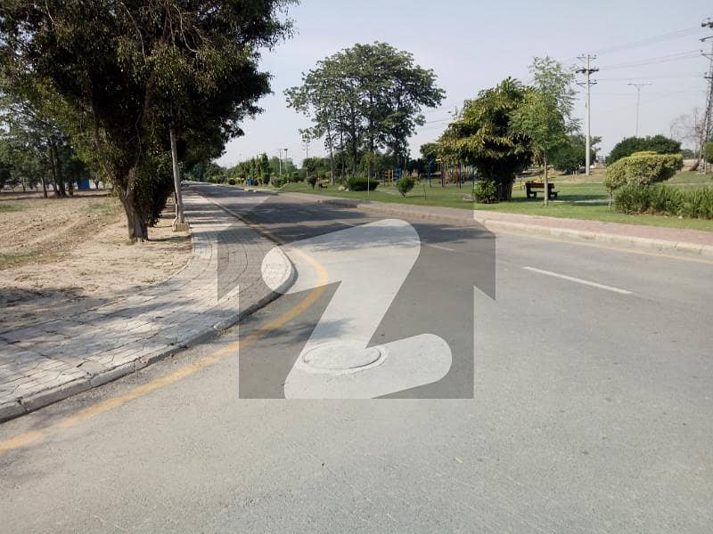 1 Kanal Best Location On 80 Feet Road Ideal For Built Home Plot For Sale 1 Kanal Best Location On 80 Feet Road Ideal For Built Home Plot For Sale