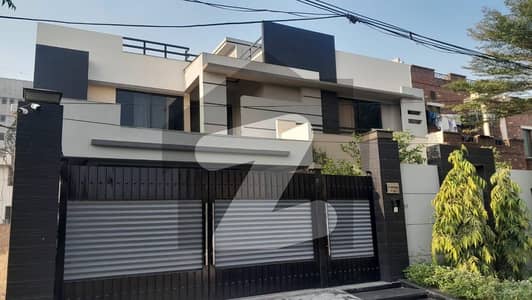 Reserve A Centrally Located Prime Location House In Faisal Town