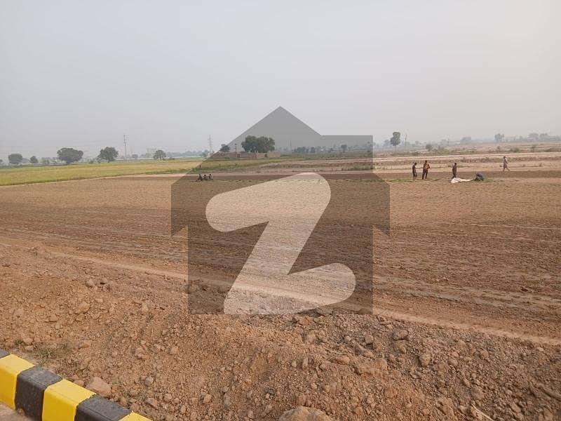 20 Marla Plot Available For Sale