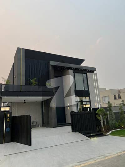 ڈی ایچ اے فیز 7 - بلاک یو فیز 7,ڈیفنس (ڈی ایچ اے),لاہور میں 5 کمروں کا 1 کنال مکان 11.5 کروڑ میں برائے فروخت۔ ڈی ایچ اے فیز 7 - بلاک یو فیز 7,ڈیفنس (ڈی ایچ اے),لاہور میں 5 کمروں کا 1 کنال مکان 11.5 کروڑ میں برائے فروخت۔