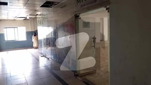 Ideal 1800 sqft For Rent in main boulevard gulberg Ideal 1800 sqft For Rent in main boulevard gulberg