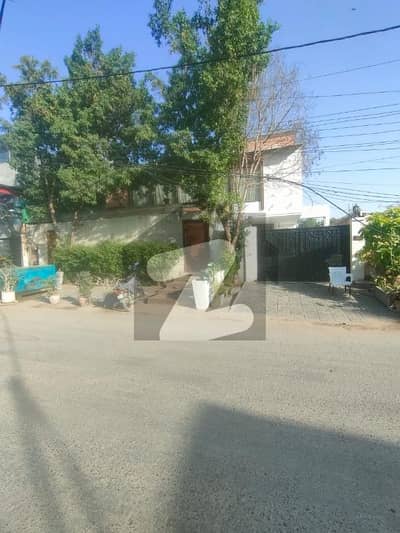 CLIFTON BLOCK 4 GROUND PORTION 4000SQFT AVAILABLE FOR RENT