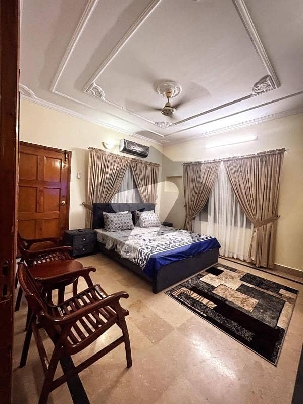 3 Bed 3 Bath Car Parking Separate Meter Separate Gate