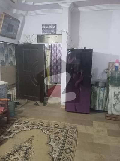 نارتھ کراچی - سیکٹر 7ڈی-2 نارتھ کراچی,کراچی میں 2 کمروں کا 5 مرلہ مکان 26.0 ہزار میں کرایہ پر دستیاب ہے۔