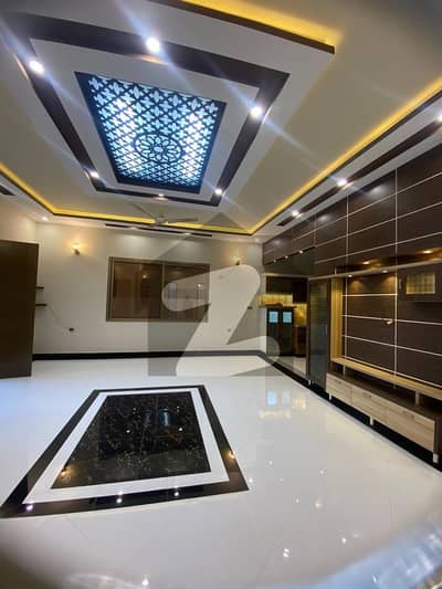 گلستانِِ جوہر ۔ بلاک 2 گلستانِ جوہر,کراچی میں 6 کمروں کا 10 مرلہ مکان 6.0 کروڑ میں برائے فروخت۔