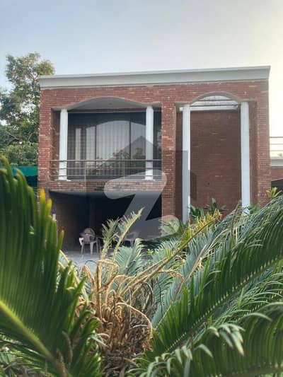 گلبرگ لاہور میں 6 کمروں کا 2 کنال مکان 19.0 کروڑ میں برائے فروخت۔ گلبرگ لاہور میں 6 کمروں کا 2 کنال مکان 19.0 کروڑ میں برائے فروخت۔