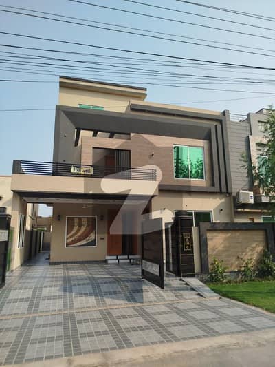 10 MARLA BRAND NEW HOUSE AVAILABLE FOR SALE IN VANUS HOUSING SCHEME LAHORE