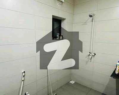 خیابان کالونی 2 فیصل آباد میں 5 کمروں کا 7 مرلہ مکان 2.4 کروڑ میں برائے فروخت۔ خیابان کالونی 2 فیصل آباد میں 5 کمروں کا 7 مرلہ مکان 2.4 کروڑ میں برائے فروخت۔