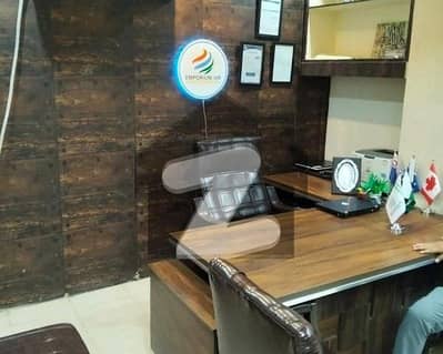 کوہ نور ون جڑانوالہ روڈ,فیصل آباد میں 1 کمرے کا 4 مرلہ دفتر 40.0 ہزار میں کرایہ پر دستیاب ہے۔ کوہ نور ون جڑانوالہ روڈ,فیصل آباد میں 1 کمرے کا 4 مرلہ دفتر 40.0 ہزار میں کرایہ پر دستیاب ہے۔