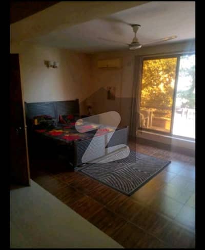 فارمانئیٹس ہاؤسنگ سکیم لاہور میں 2 کمروں کا 3 مرلہ زیریں پورشن 25.0 ہزار میں کرایہ پر دستیاب ہے۔