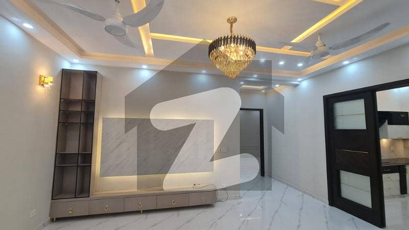 ڈی ایچ اے ڈیفینس کوئٹہ میں 5 مرلہ پلاٹ فائل 10.0 لاکھ میں برائے فروخت۔