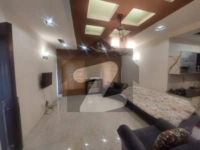 1 KANAL BEAUTIFUL & HOT LOCATION LOCATION HOUSE FOR SALE NEAR TO ALL FACILITY