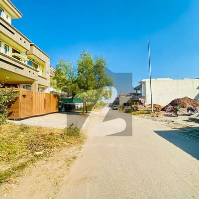 ڈی ۔ 12/2 ڈی ۔ 12,اسلام آباد میں 11 مرلہ رہائشی پلاٹ 5.85 کروڑ میں برائے فروخت۔ ڈی ۔ 12/2 ڈی ۔ 12,اسلام آباد میں 11 مرلہ رہائشی پلاٹ 5.85 کروڑ میں برائے فروخت۔